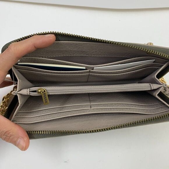 Fossil Womens Tara Zip Clutch in Gray Leather WOC on Chain - Picture 4 of 8